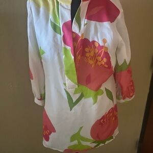 Lilly Pulitzer 100% Silk  Floral  Multi Tunic With Good Thread Stitching size 4